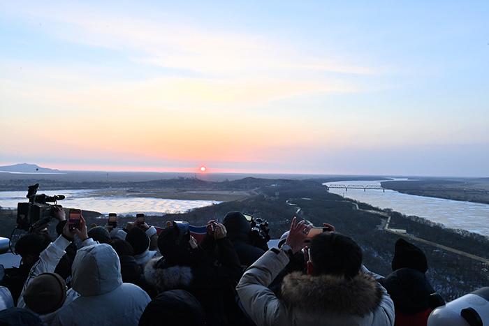 新年日出來(lái)啦！迎接2024年第一縷陽(yáng)光