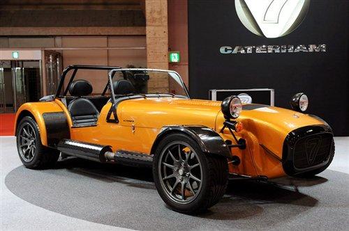 175R Caterhaml܇CSR 175 ܇֮